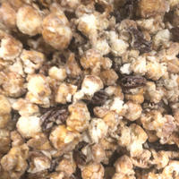 KARAMEL PECAN PRALINE & SALTED WHITE CHOCOLATE